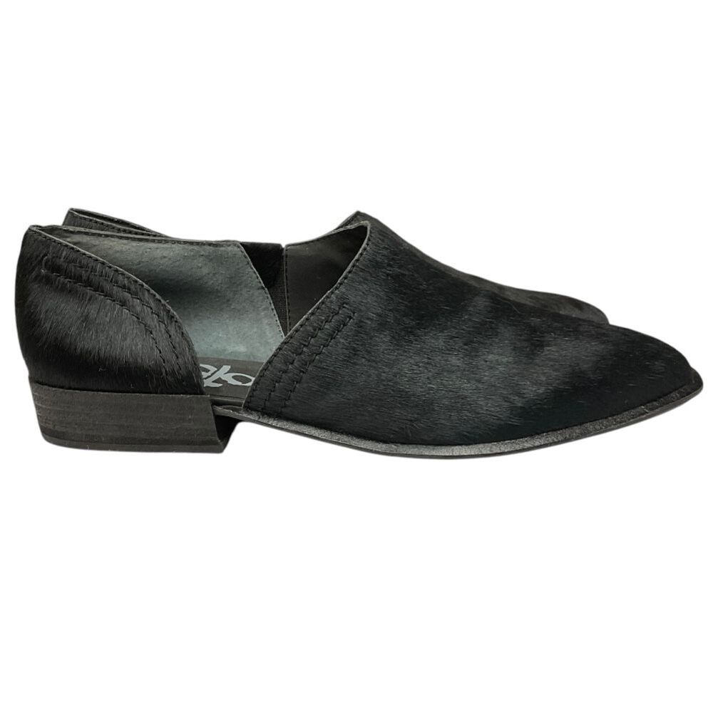 Otbt Black Calf Hair Coyote Slip On Shootie Size 8.5M Low Heel Minimalist‎